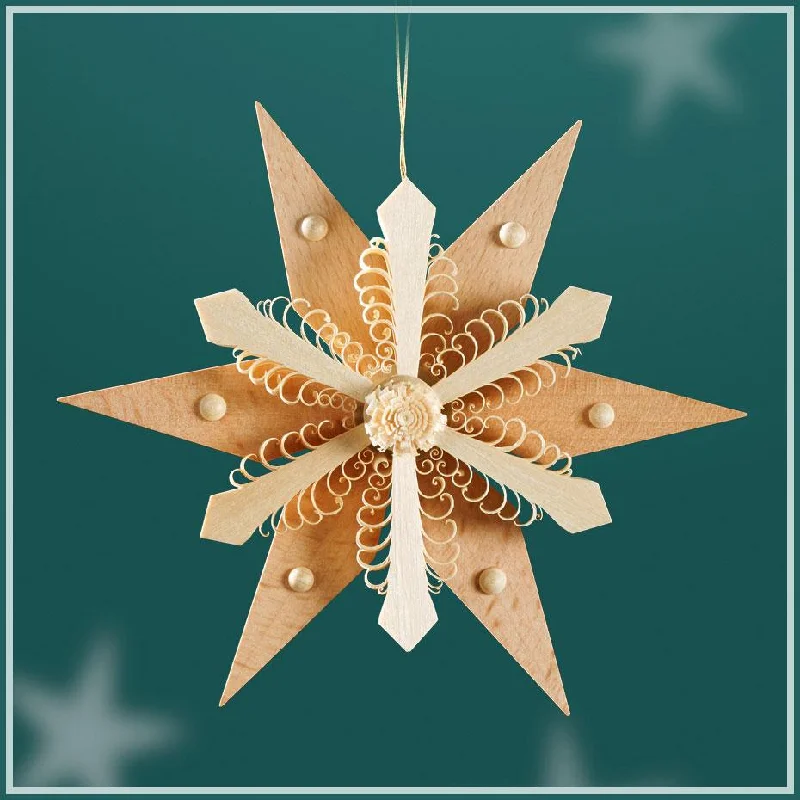 Pine Star with Snowflake center, natural by Martina Rudolph